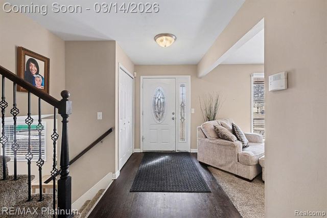 6426 Rustic Ridge Trail, Grand Blanc, MI 48439