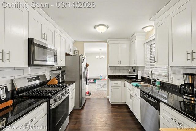 6426 Rustic Ridge Trail, Grand Blanc, MI 48439