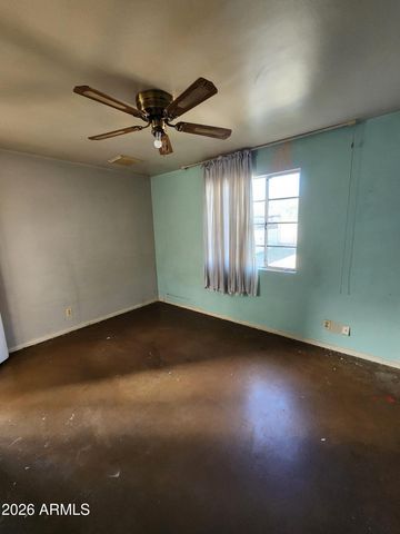 2032 W STATE Avenue, Phoenix, AZ 85021