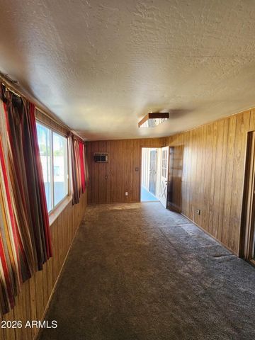 2032 W STATE Avenue, Phoenix, AZ 85021