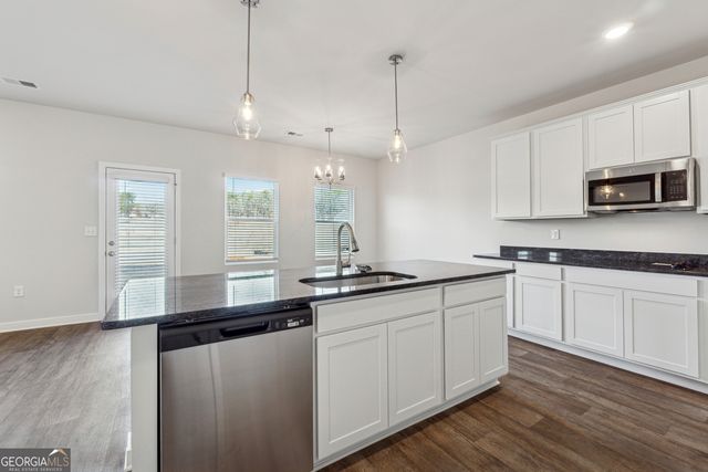 723 Coneflower Way, Mcdonough, GA 30253
