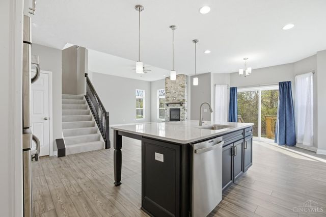 713 Newton Drive, Beavercreek, OH 45434
