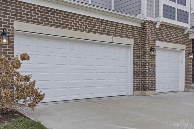 713 Newton Drive, Beavercreek, OH 45434
