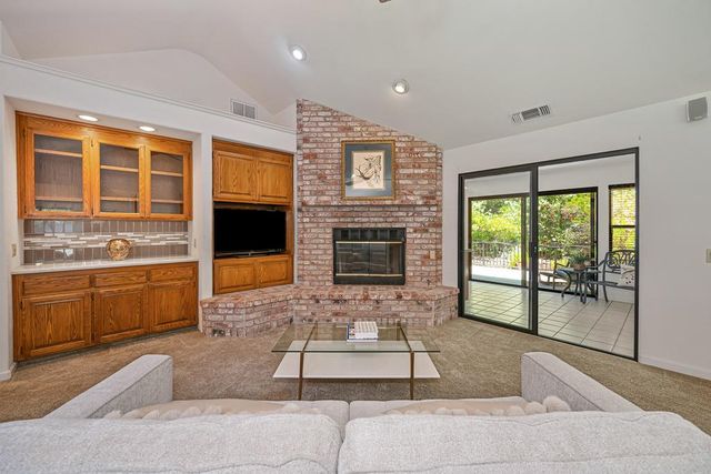 6400 Lago Cir, Rancho Murieta, CA 95683