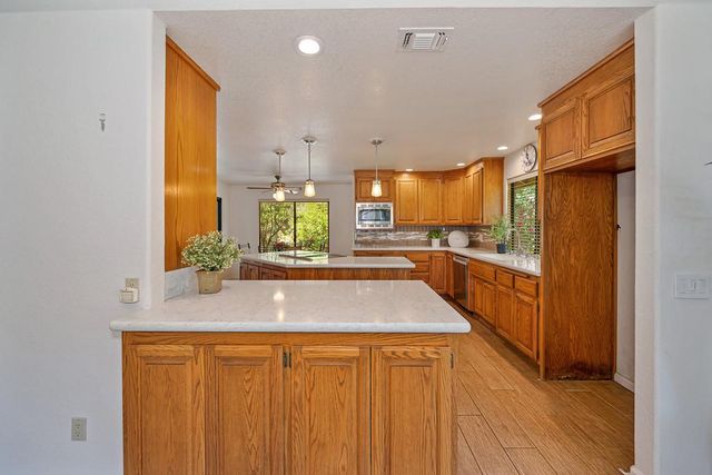 6400 Lago Cir, Rancho Murieta, CA 95683