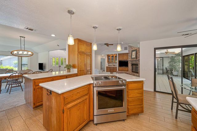 6400 Lago Cir, Rancho Murieta, CA 95683