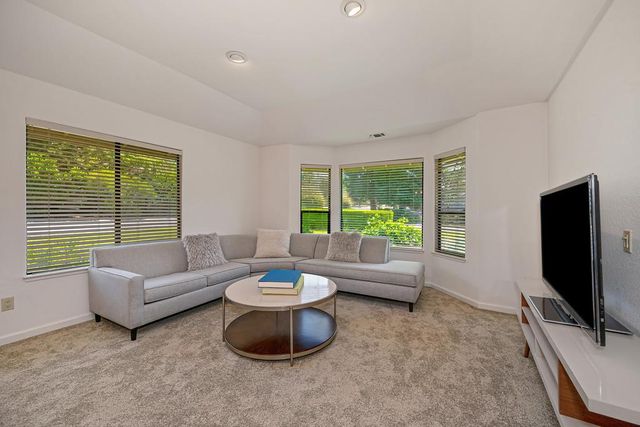 6400 Lago Cir, Rancho Murieta, CA 95683