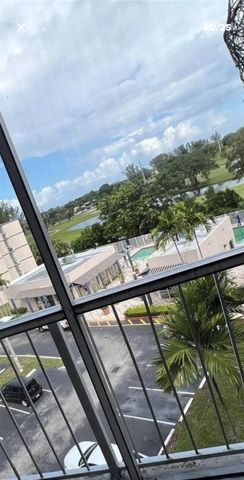 7035 NW 186th Street D508, Hialeah, FL 33015