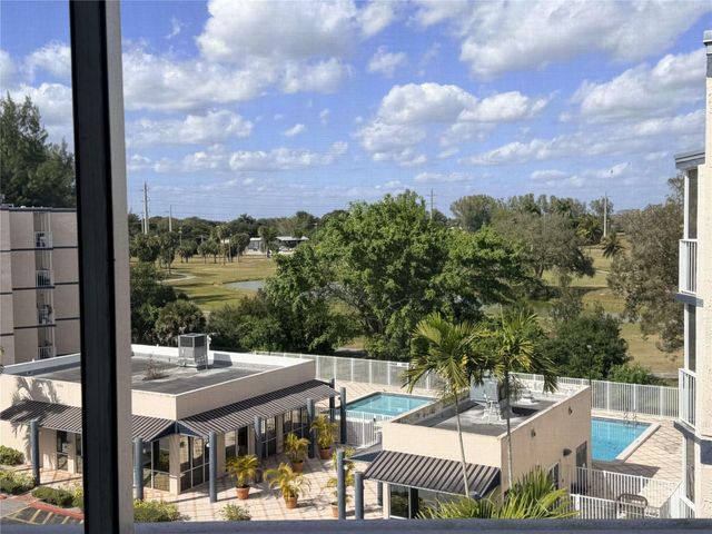 7035 NW 186th Street D508, Hialeah, FL 33015