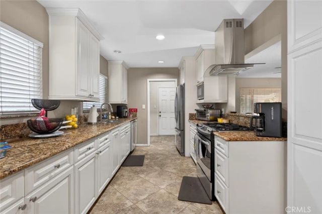 1057 S 5th, Montebello, CA 90640