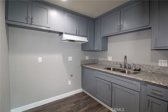 4986 Southern Avenue E, South Gate, CA 90280