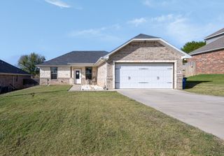 2306 Creek Drive, Granbury, TX 76048