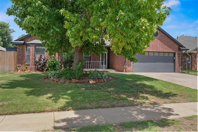 1608 Redtail Hawk, Edmond, OK 73003