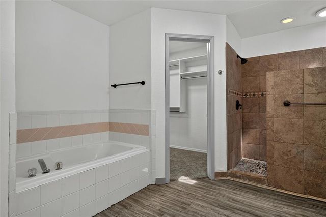 1608 Redtail Hawk, Edmond, OK 73003