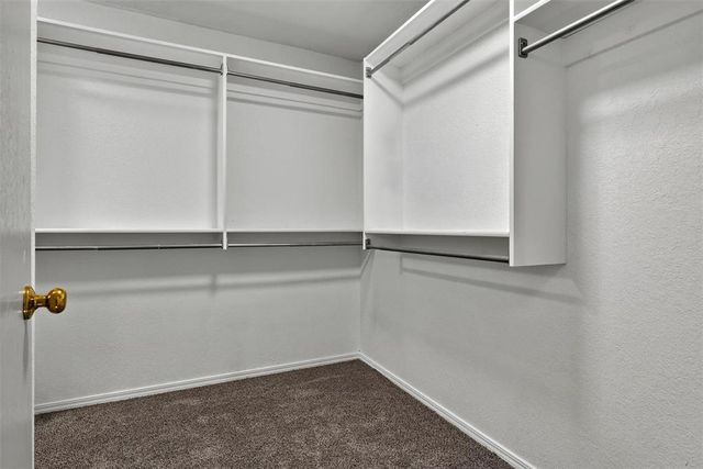 1608 Redtail Hawk, Edmond, OK 73003