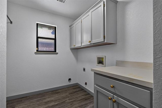 1608 Redtail Hawk, Edmond, OK 73003