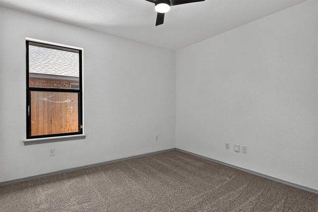 1608 Redtail Hawk, Edmond, OK 73003