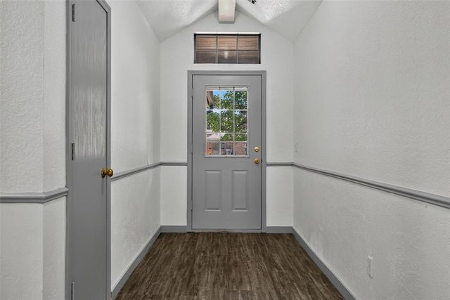 1608 Redtail Hawk, Edmond, OK 73003