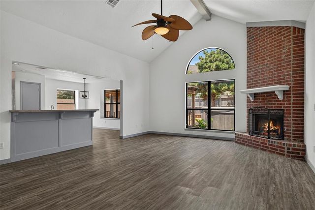 1608 Redtail Hawk, Edmond, OK 73003