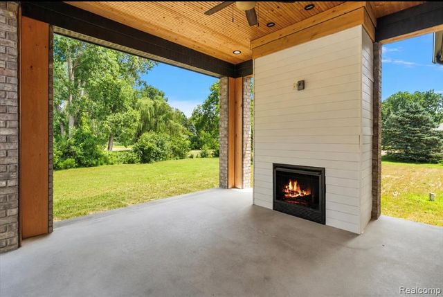 12721 27 Mile Road, Washington, MI 48094