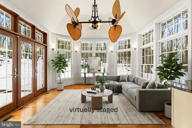 7044 ELY RD, New Hope, PA 18938