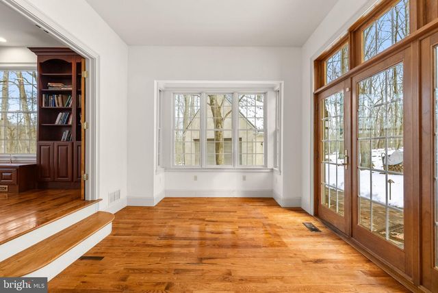 7044 ELY RD, New Hope, PA 18938