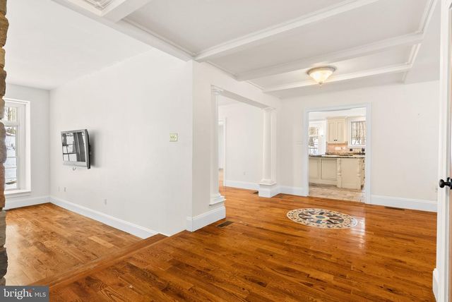 7044 ELY RD, New Hope, PA 18938