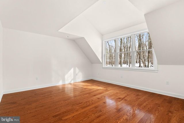 7044 ELY RD, New Hope, PA 18938