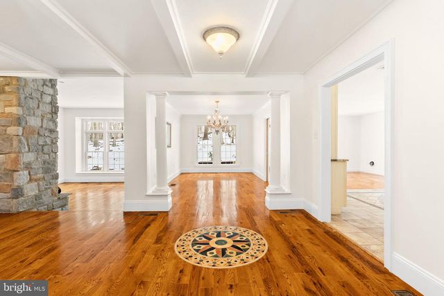 7044 ELY RD, New Hope, PA 18938