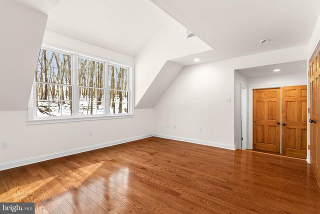 7044 ELY RD, New Hope, PA 18938