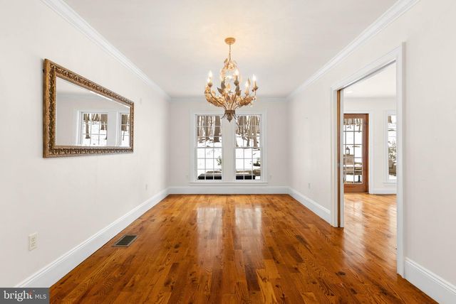 7044 ELY RD, New Hope, PA 18938