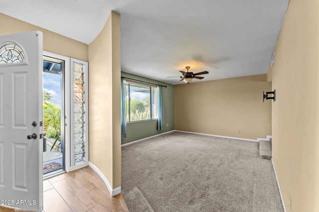 5244 W WALTANN Lane, Glendale, AZ 85306