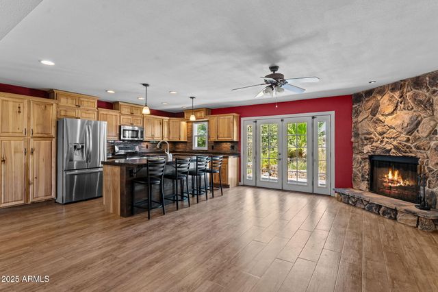 5244 W WALTANN Lane, Glendale, AZ 85306