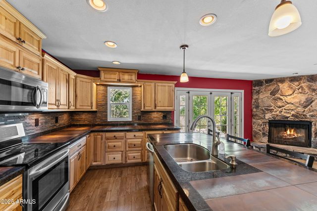 5244 W WALTANN Lane, Glendale, AZ 85306