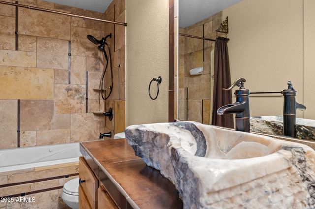 5244 W WALTANN Lane, Glendale, AZ 85306