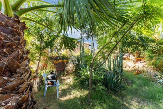 5244 W WALTANN Lane, Glendale, AZ 85306