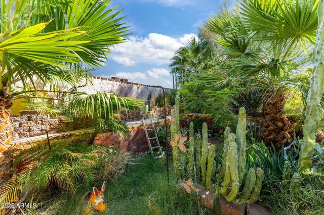 5244 W WALTANN Lane, Glendale, AZ 85306