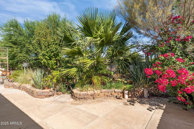 5244 W WALTANN Lane, Glendale, AZ 85306