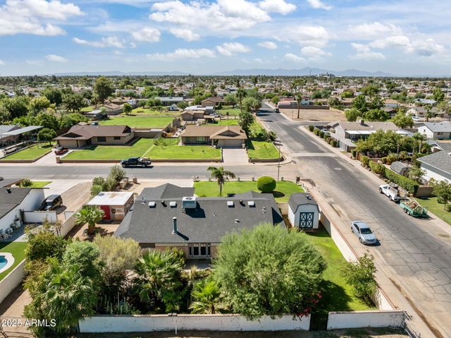 5244 W WALTANN Lane, Glendale, AZ 85306