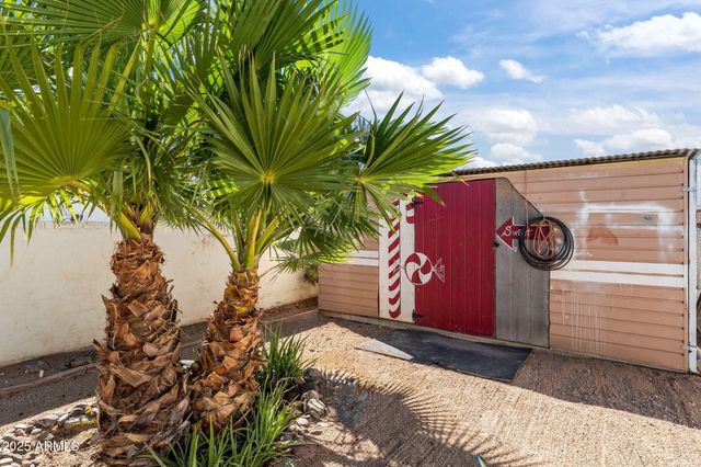 5244 W WALTANN Lane, Glendale, AZ 85306