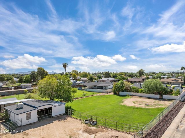 5244 W WALTANN Lane, Glendale, AZ 85306