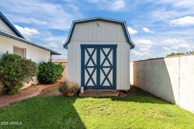 5244 W WALTANN Lane, Glendale, AZ 85306