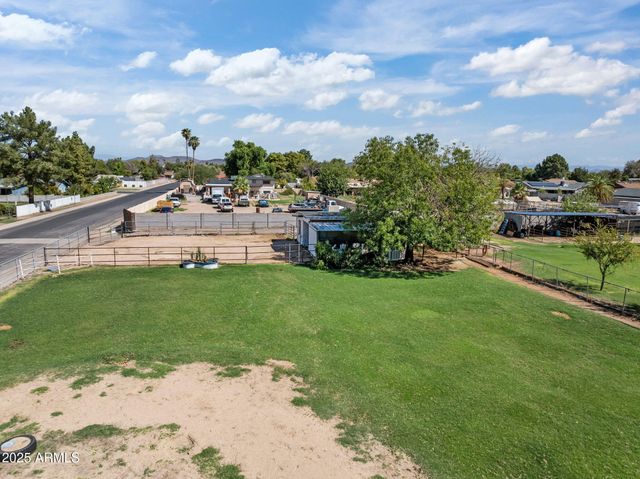 5244 W WALTANN Lane, Glendale, AZ 85306