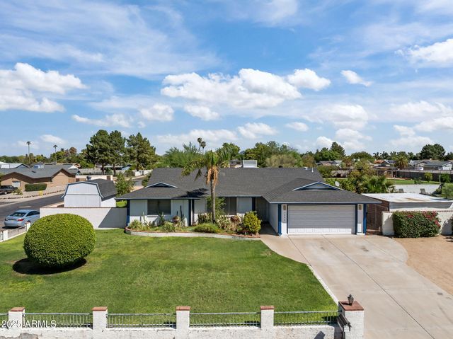 5244 W WALTANN Lane, Glendale, AZ 85306