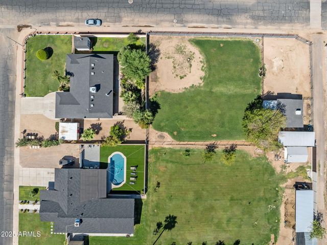 5244 W WALTANN Lane, Glendale, AZ 85306