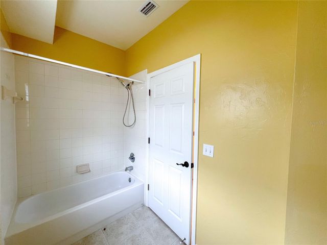8436 SW 77TH AVENUE, Gainesville, FL 32608