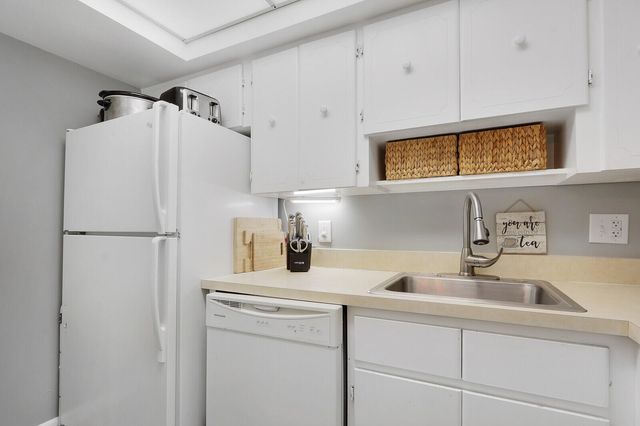 312 Southwind Drive 208, North Palm Beach, FL 33408