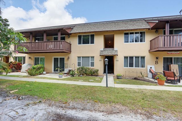 312 Southwind Drive 208, North Palm Beach, FL 33408