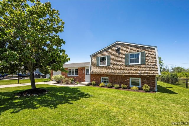228 Gregory Place, Grand Island, NY 14072
