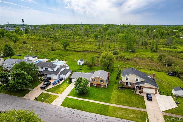 228 Gregory Place, Grand Island, NY 14072
